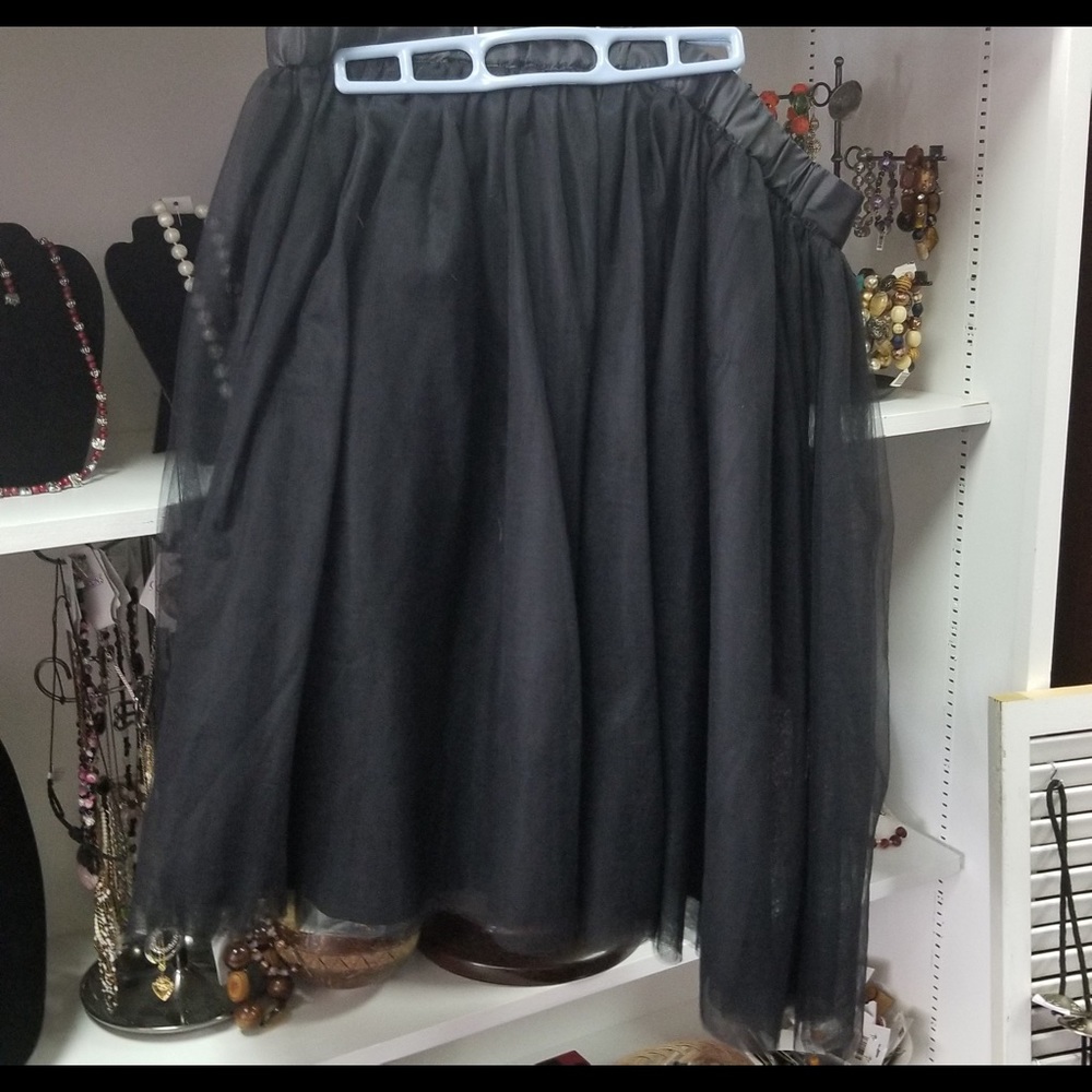 Eloqui  ballet style Audrey party skirt